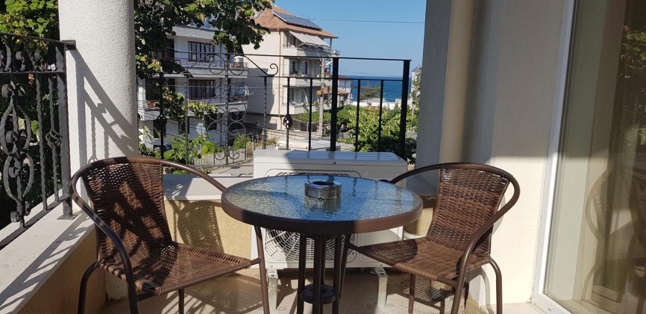 Mida Apartment Obzor Luaran gambar