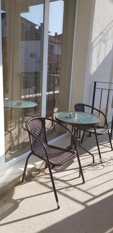 Mida Apartment Obzor Luaran gambar