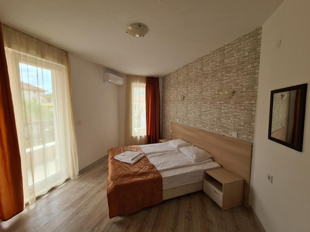 Mida Apartment Obzor Luaran gambar