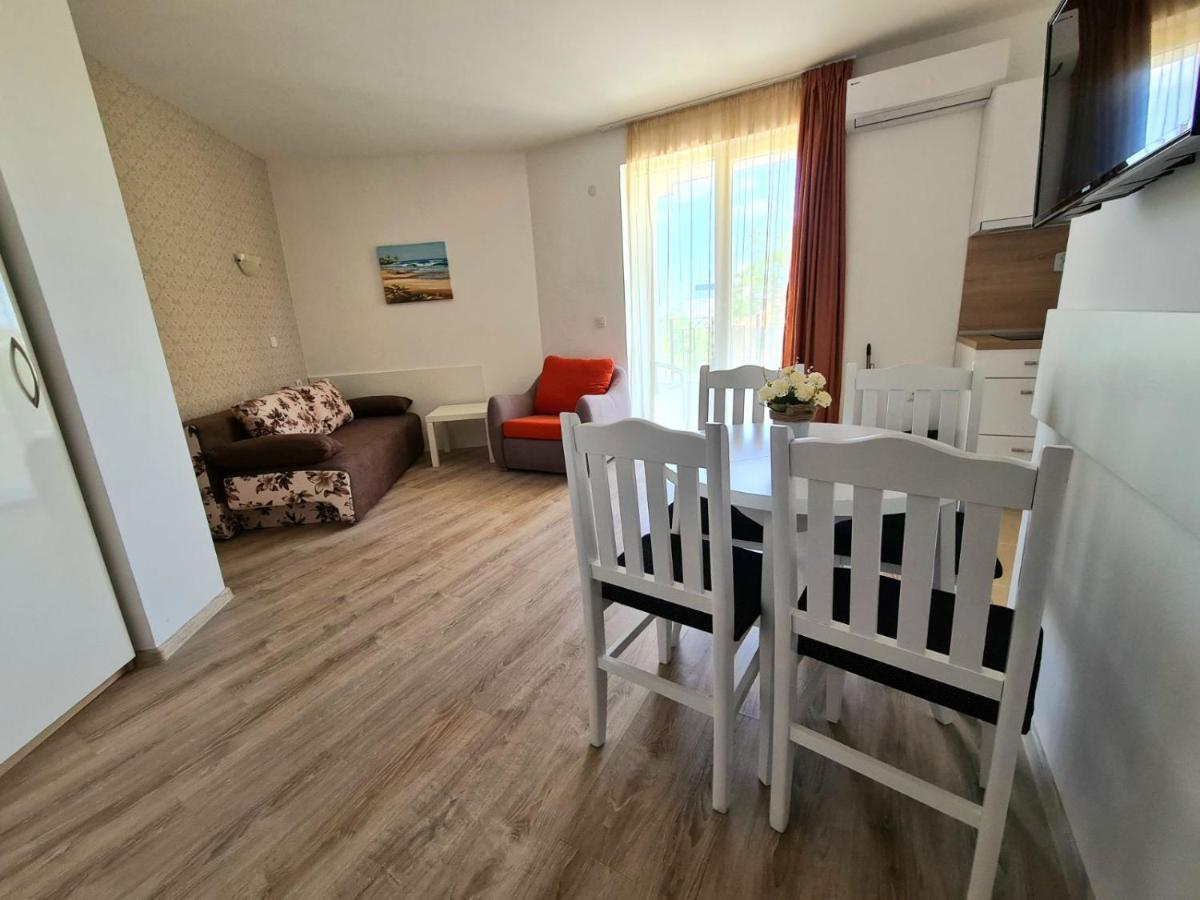 Mida Apartment Obzor Luaran gambar